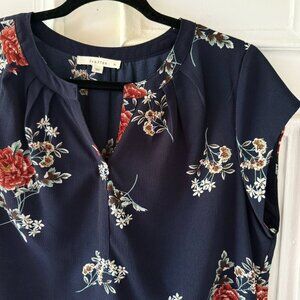 Fun2Fun Navy Floral Print Sleeveless Blouse Size XL Pleated Neckline Career Top